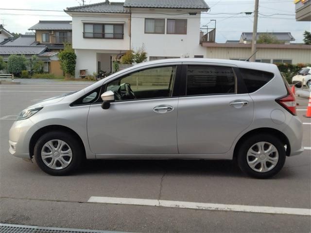NISSAN NOTE 4WD 2017