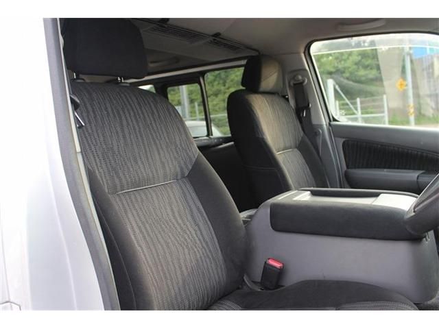 NISSAN NV350 CARAVAN 2018