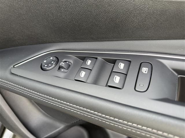 PEUGEOT PEUGEOT 5008 2020