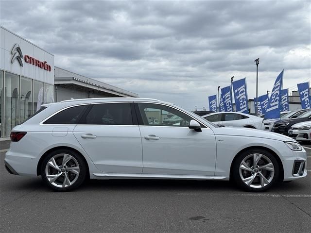 AUDI AUDI A4 AVANT 2020