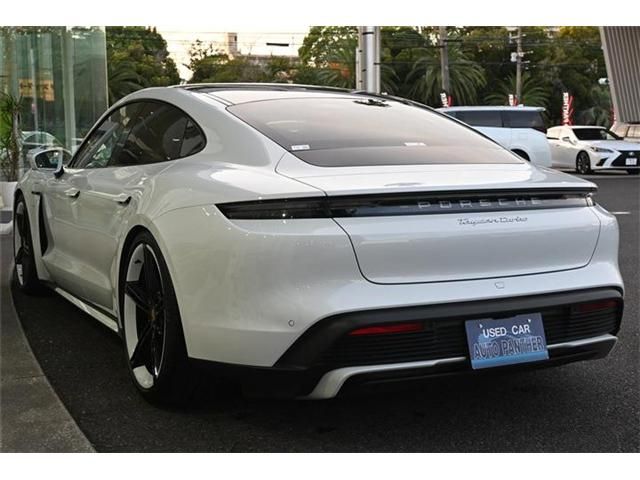 PORSCHE PORSCHE Taycan 2022