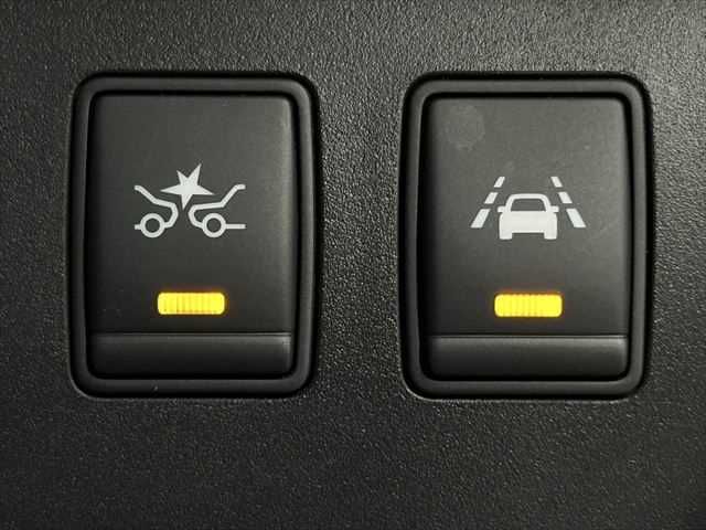 NISSAN SERENA  S-HYBRID 2014