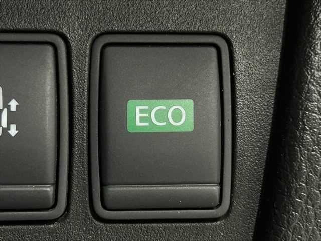 NISSAN SERENA  S-HYBRID 2014