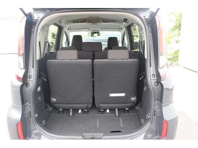 TOYOTA SIENTA HYBRID 2022