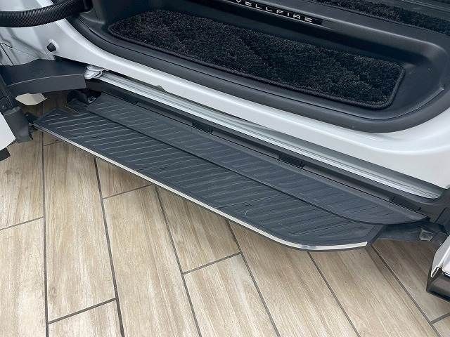 TOYOTA VELLFIRE  HYBRID 2024