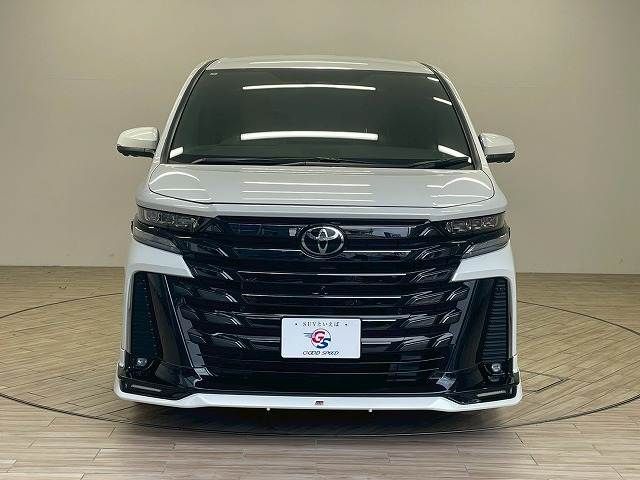TOYOTA VELLFIRE  HYBRID 2024