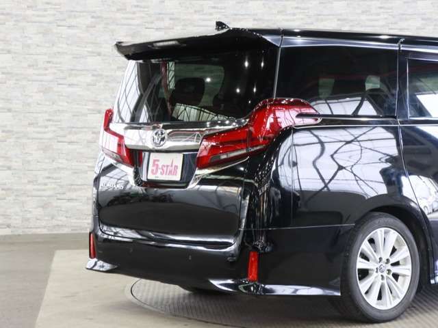 TOYOTA ALPHARD 2018