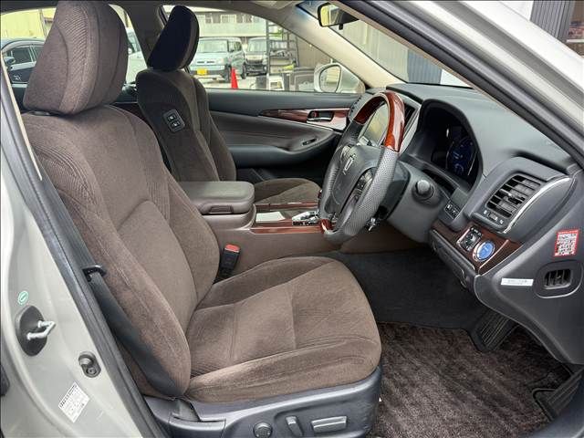 TOYOTA CROWN sedan hybrid 2013