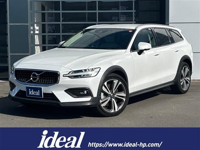 VOLVO VOLVO V60 CROSS COUNTRY 2020