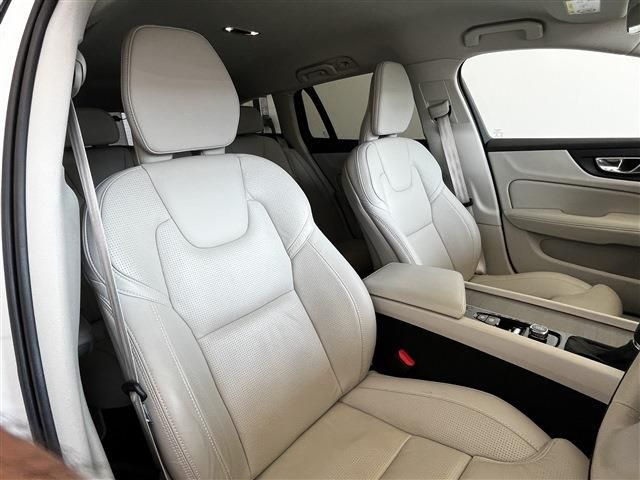 VOLVO VOLVO V60 CROSS COUNTRY 2020