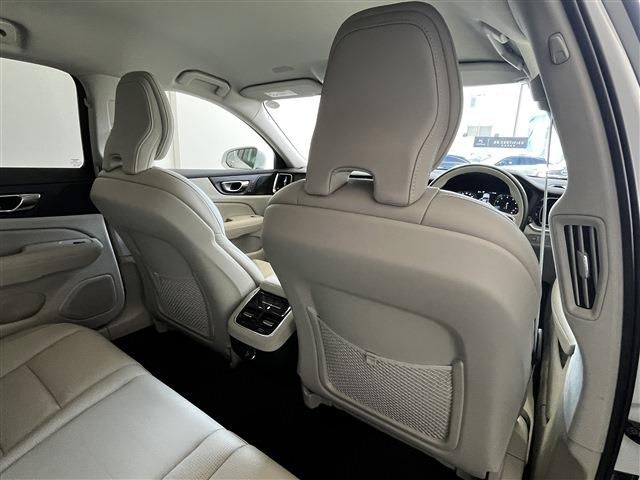 VOLVO VOLVO V60 CROSS COUNTRY 2020