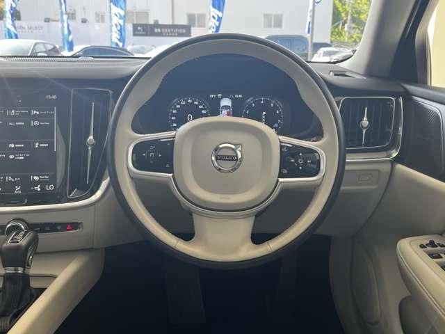 VOLVO VOLVO V60 CROSS COUNTRY 2020