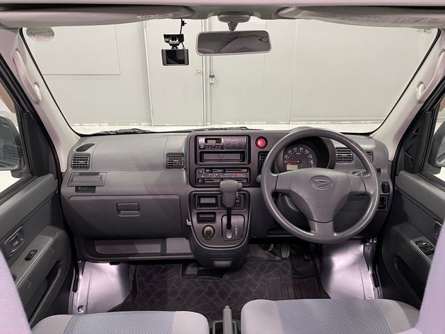 DAIHATSU HIJET CARGO 2012