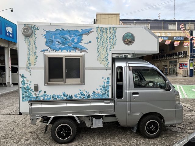 DAIHATSU HIJET truck 4WD 2012