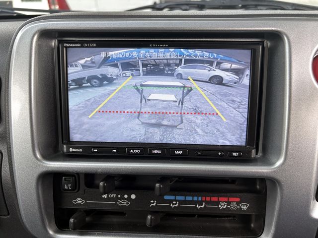 DAIHATSU HIJET truck 4WD 2012