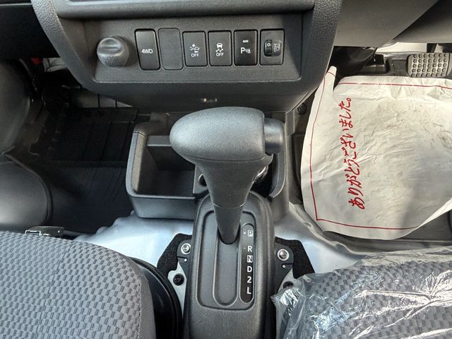 DAIHATSU HIJET truck 4WD 2021