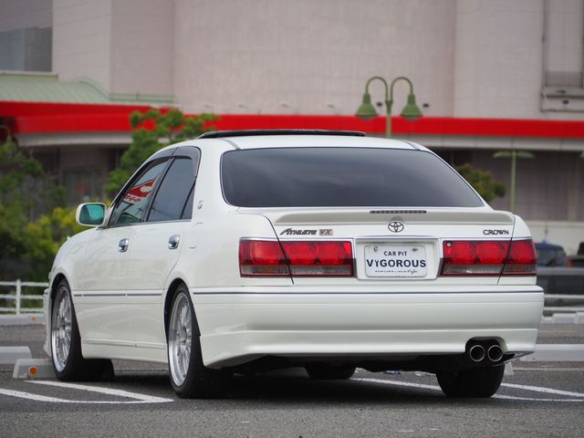 TOYOTA CROWN sedan 2002