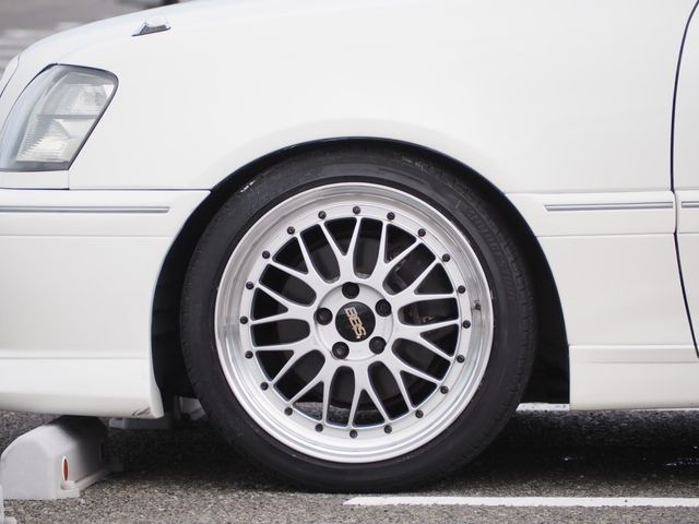 TOYOTA CROWN sedan 2002