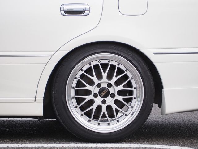 TOYOTA CROWN sedan 2002