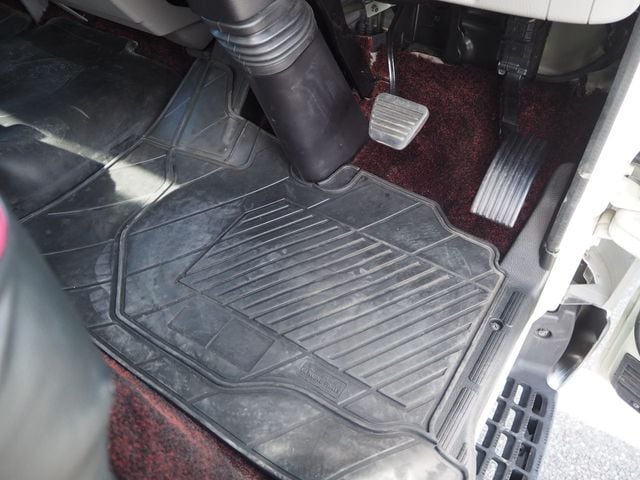 MITSUBISHI CANTER 2020