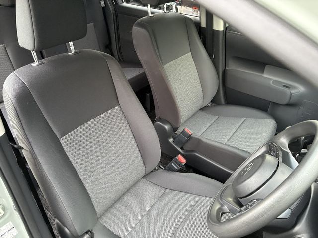 TOYOTA SIENTA HYBRID 2023