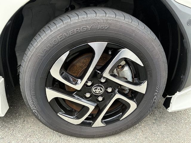 TOYOTA SIENTA HYBRID 2022