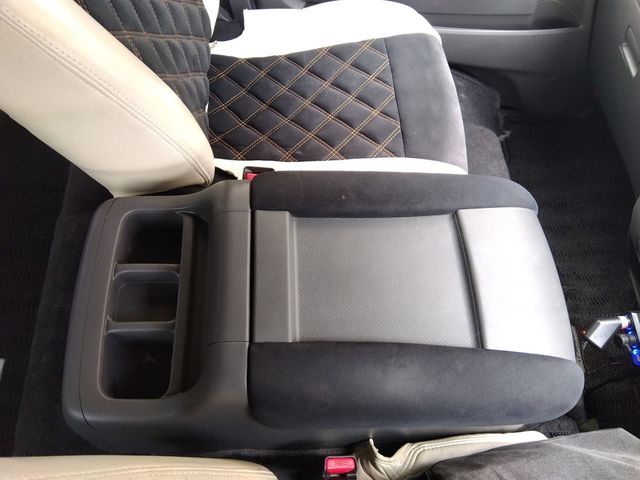 NISSAN NV350 CARAVAN 4WD 2013