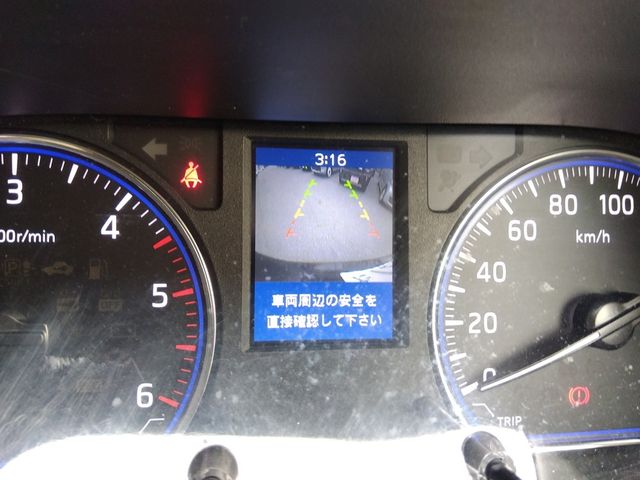 NISSAN NV350 CARAVAN 4WD 2013