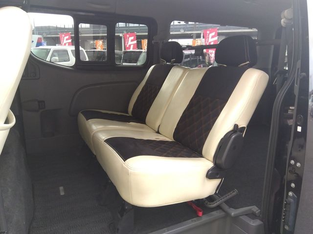 NISSAN NV350 CARAVAN 4WD 2013