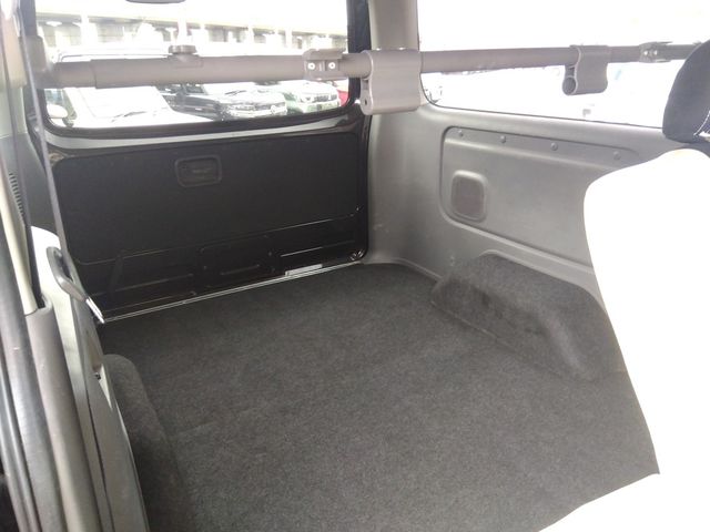 NISSAN NV350 CARAVAN 4WD 2013