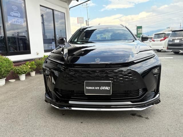 TOYOTA CROWN ESTATE 4WD 2025