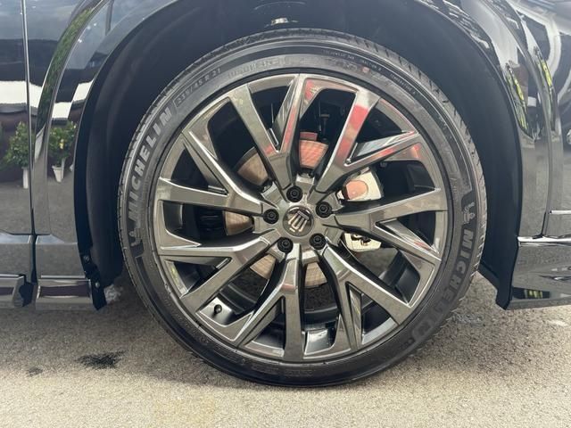 TOYOTA CROWN ESTATE 4WD 2025