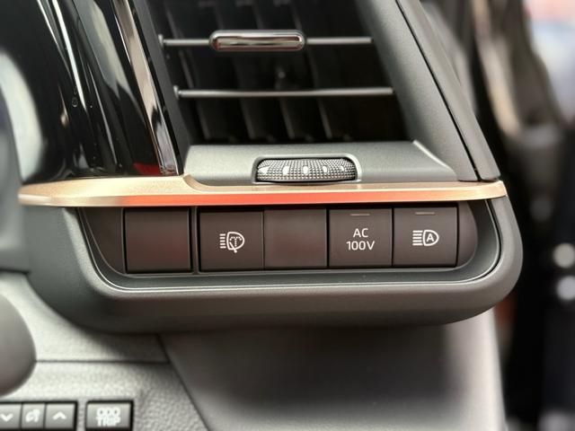 TOYOTA CROWN ESTATE 4WD 2025