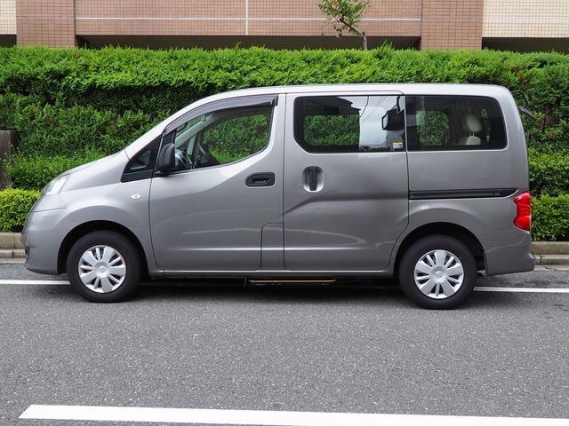 NISSAN NV200 VANETTE van 2019
