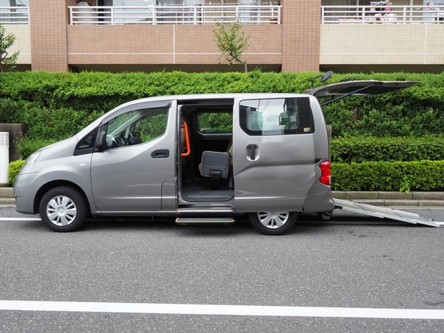 NISSAN NV200 VANETTE van 2019