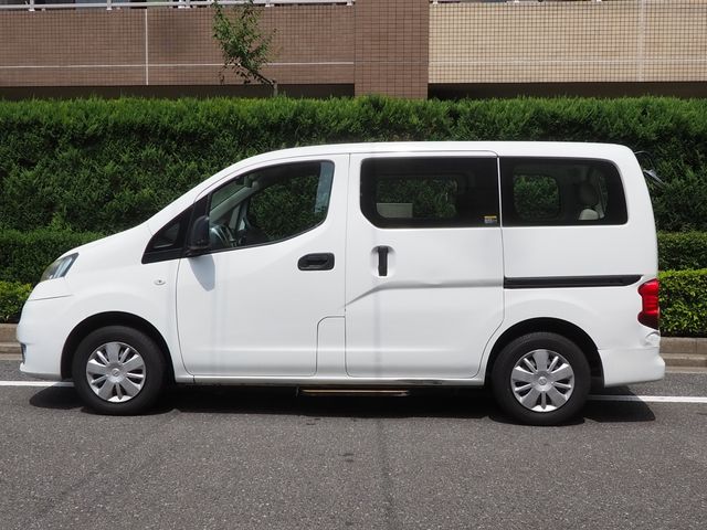 NISSAN NV200 VANETTE van 2012
