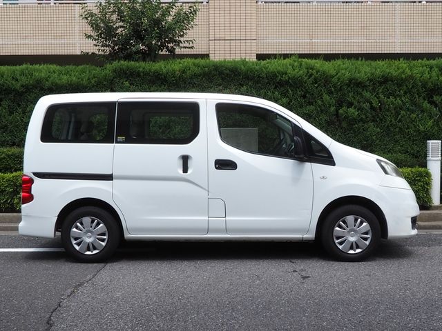 NISSAN NV200 VANETTE van 2012