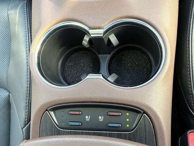 TOYOTA HARRIER HYBRID 2020