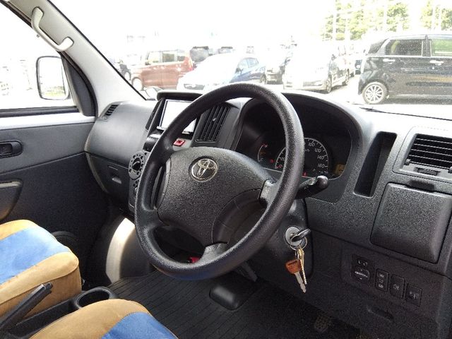 TOYOTA LITEACE van 4WD 2014