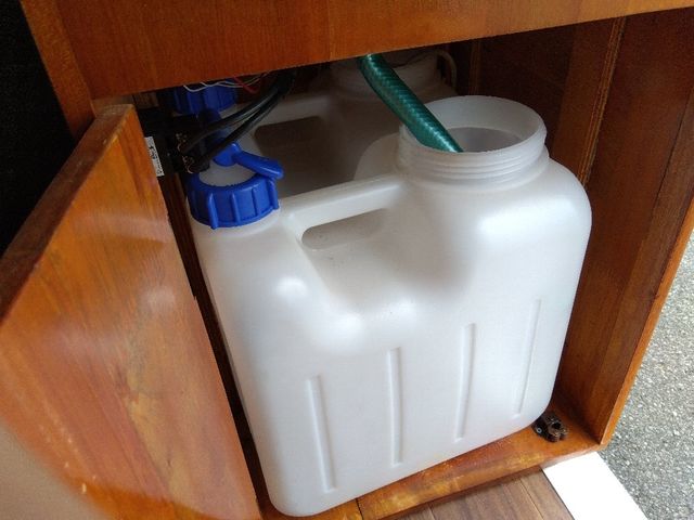 TOYOTA LITEACE van 4WD 2014