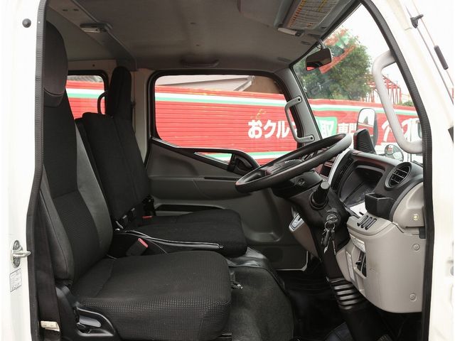 MITSUBISHI CANTER 2020