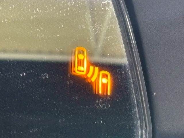 TOYOTA VOXY HYBRID 2023