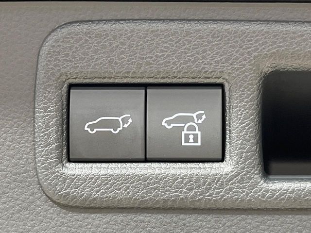 TOYOTA HARRIER 2WD 2020