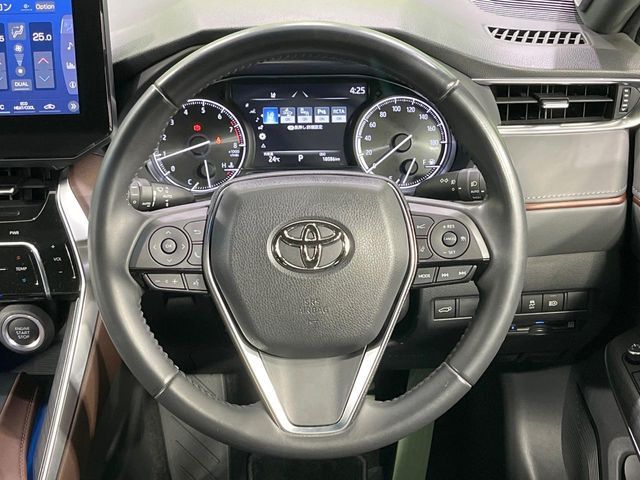 TOYOTA HARRIER 2WD 2020