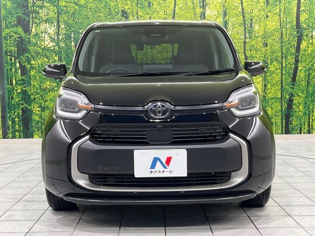 TOYOTA SIENTA HYBRID 2024