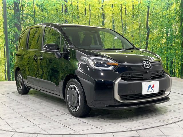 TOYOTA SIENTA HYBRID 2024