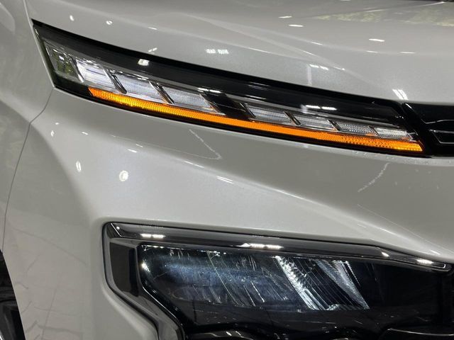 TOYOTA VOXY 4WD 2023