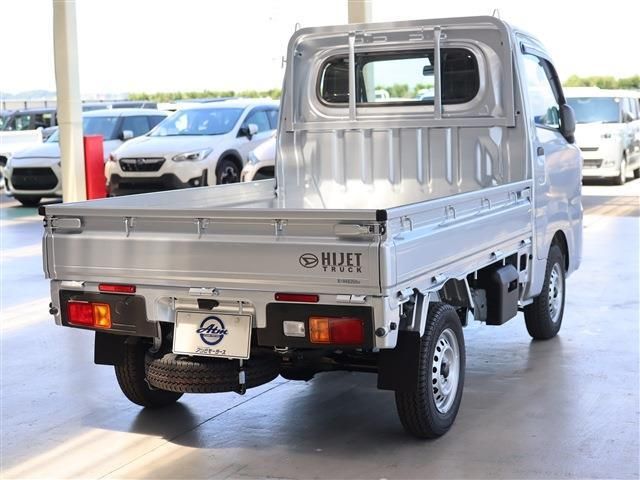 DAIHATSU HIJET truck 4WD 2025