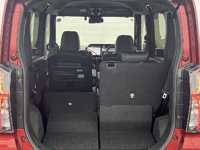 DAIHATSU TANTO CUSTOM 2021