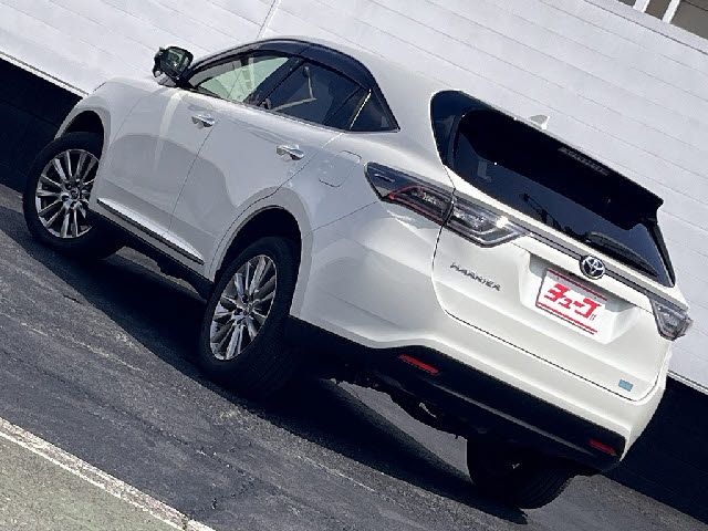 TOYOTA HARRIER 2WD 2017